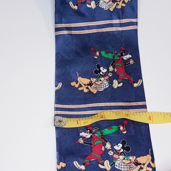 Mickey & Co Men's Tie Christmas Blue 100% Silk Holiday Mouse Disney - Picture 3 of 7